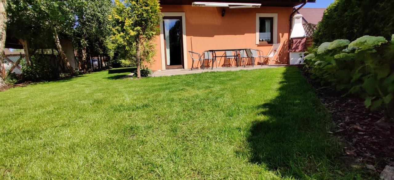 Vila Wczasy U Reni Kopalino Exteriér fotografie